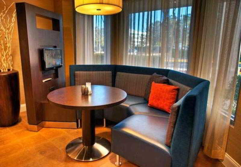 Courtyard Memphis East/Bill Morris Parkway Hotel Restaurant photo